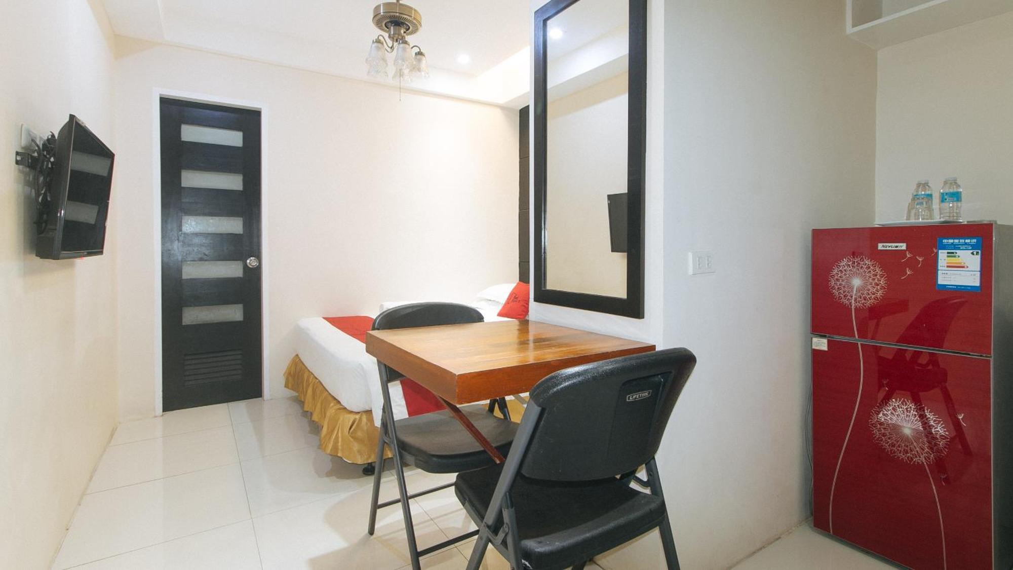 Reddoorz At Grand Apartelle Hernan Cortes Cebu Екстер'єр фото