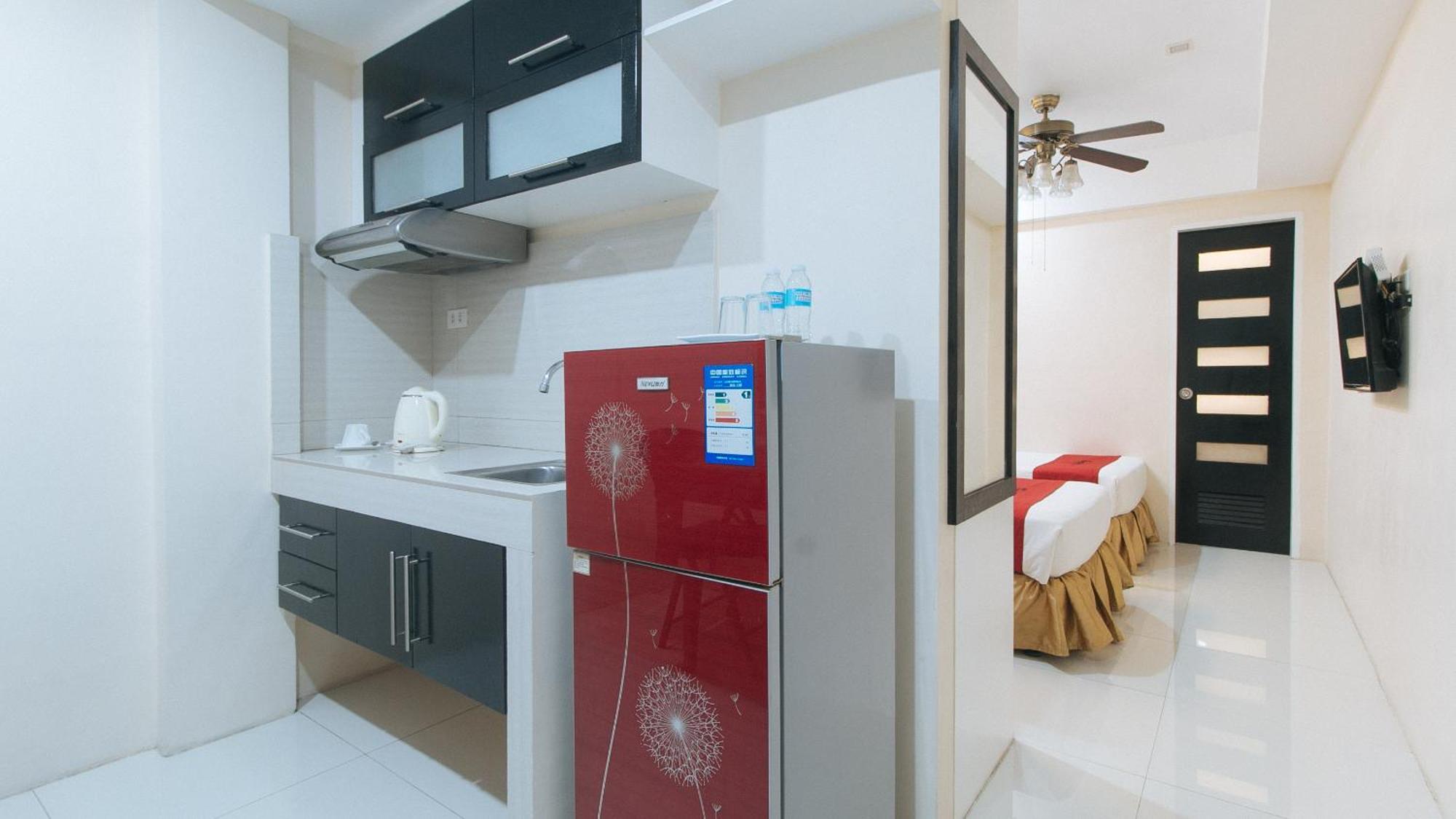 Reddoorz At Grand Apartelle Hernan Cortes Cebu Екстер'єр фото