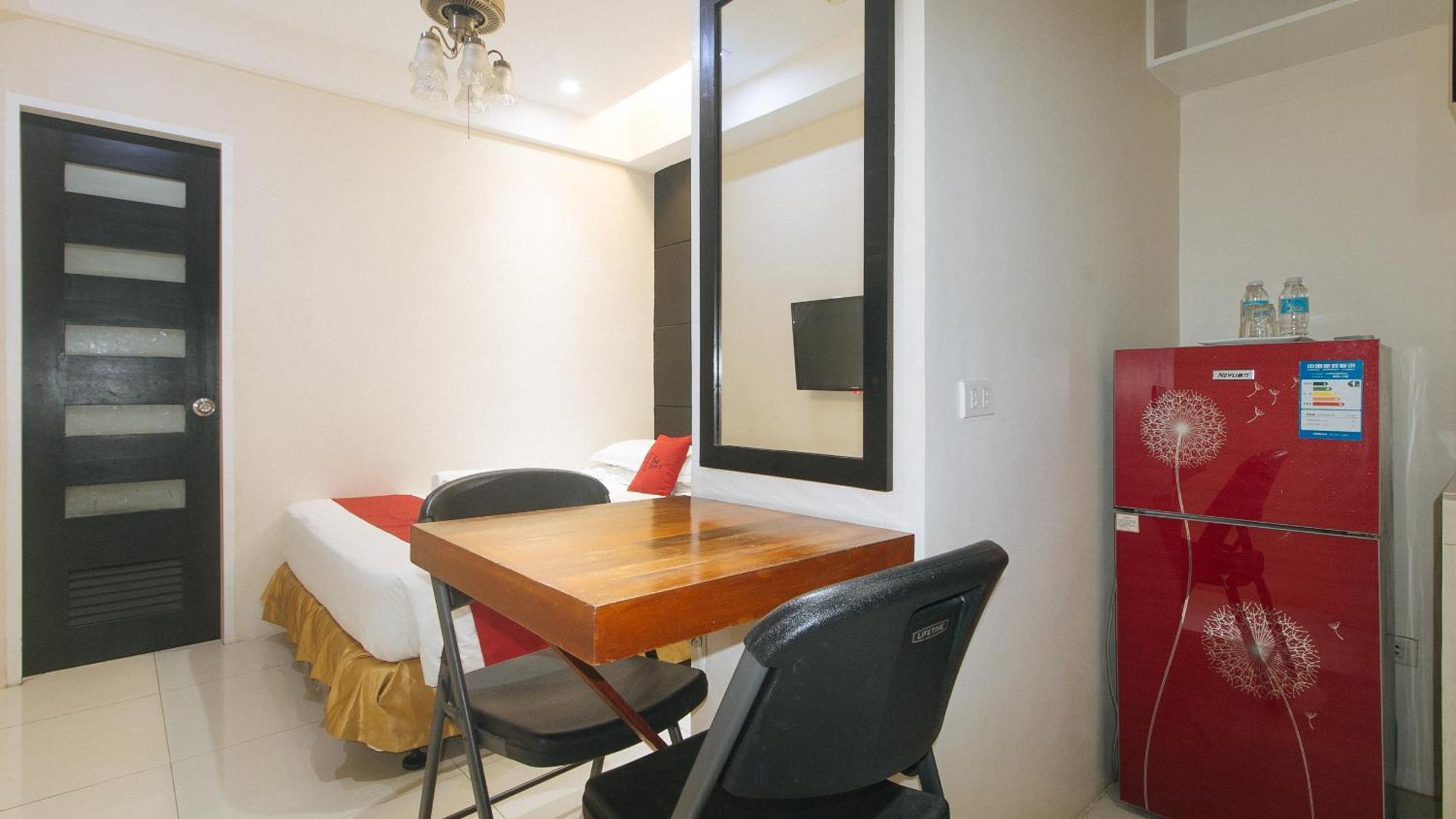 Reddoorz At Grand Apartelle Hernan Cortes Cebu Екстер'єр фото